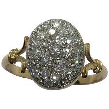 PAVE SETTING SMALL STONES